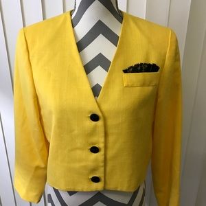 Warren petites women’s yellow jacket size 14